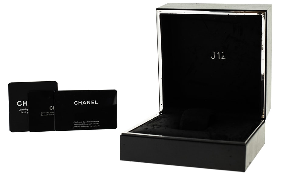 Chanel J12 H0682